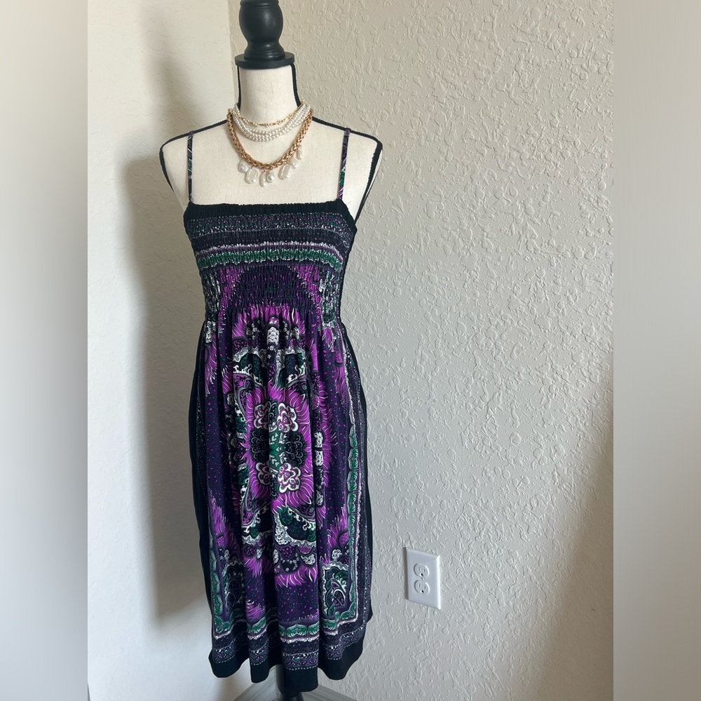 flowy and flattering multicolored summer dress!!